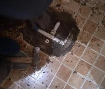 新县卫生间漏水维修公司为您分享下卫生间渗水如何处理及注意事项